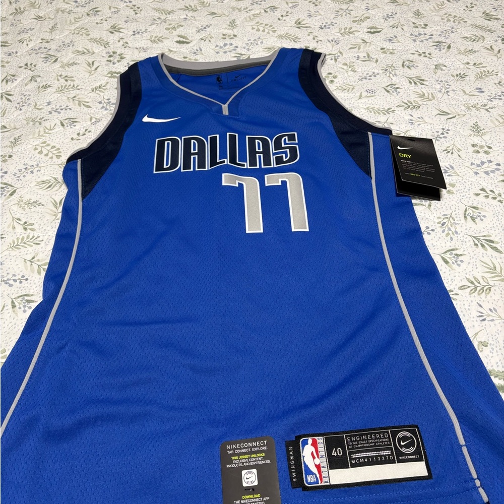 Nike Dallas Blue #77 Basketball Jersey women’s M - Picture 9 of 9